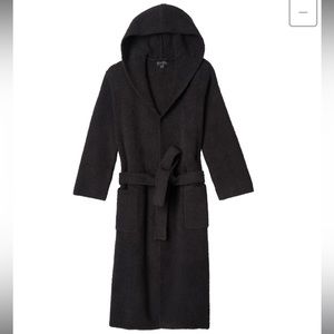 Barefoot dreams hooded ribbed robe